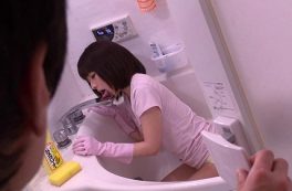 NHDTA-805 Bắt quả tang chị gái luyện bú cu trong phòng tắm